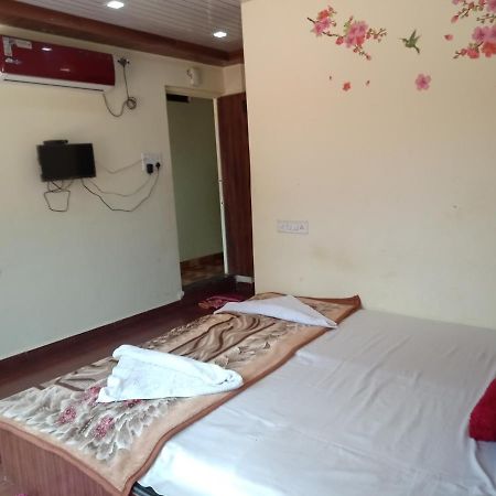 New Natraj Hotel Chikhaldara Bagian luar foto